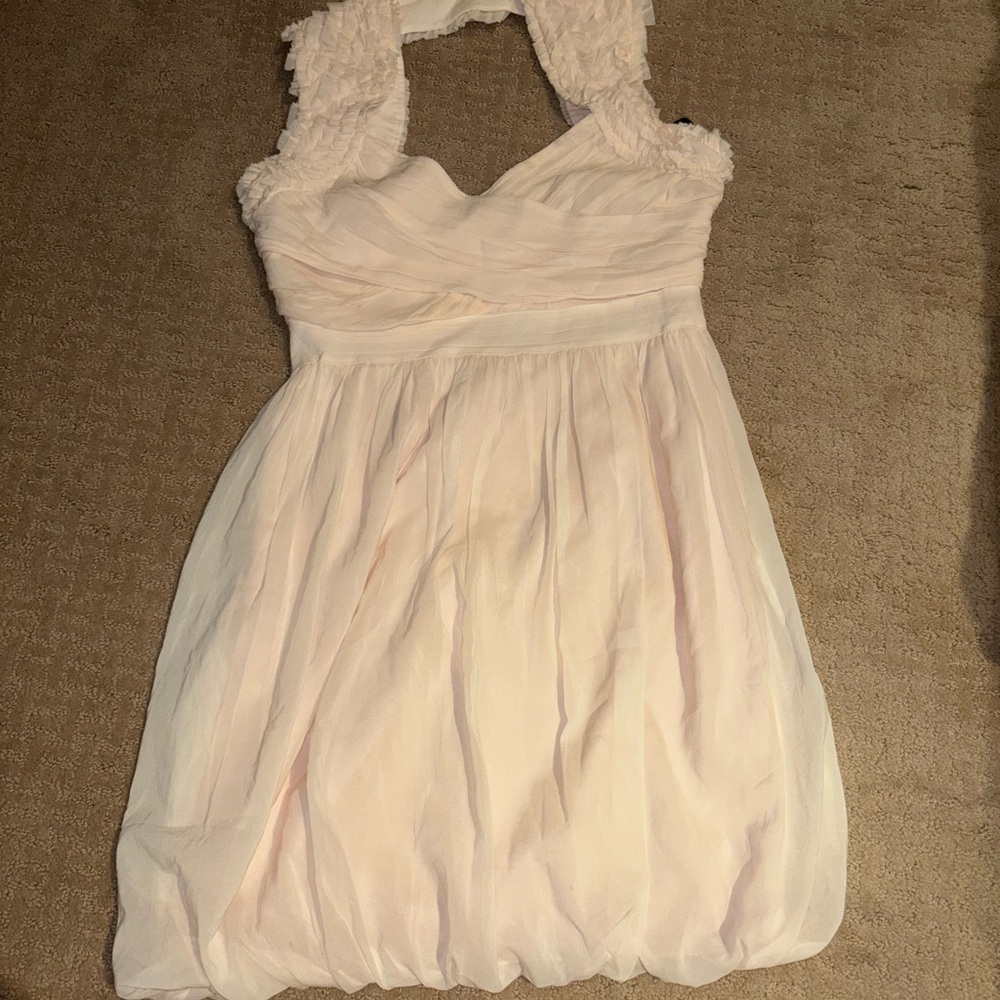 Bebe Peach Chiffon Bubble Hem Ruffle Keyhole Back Dress